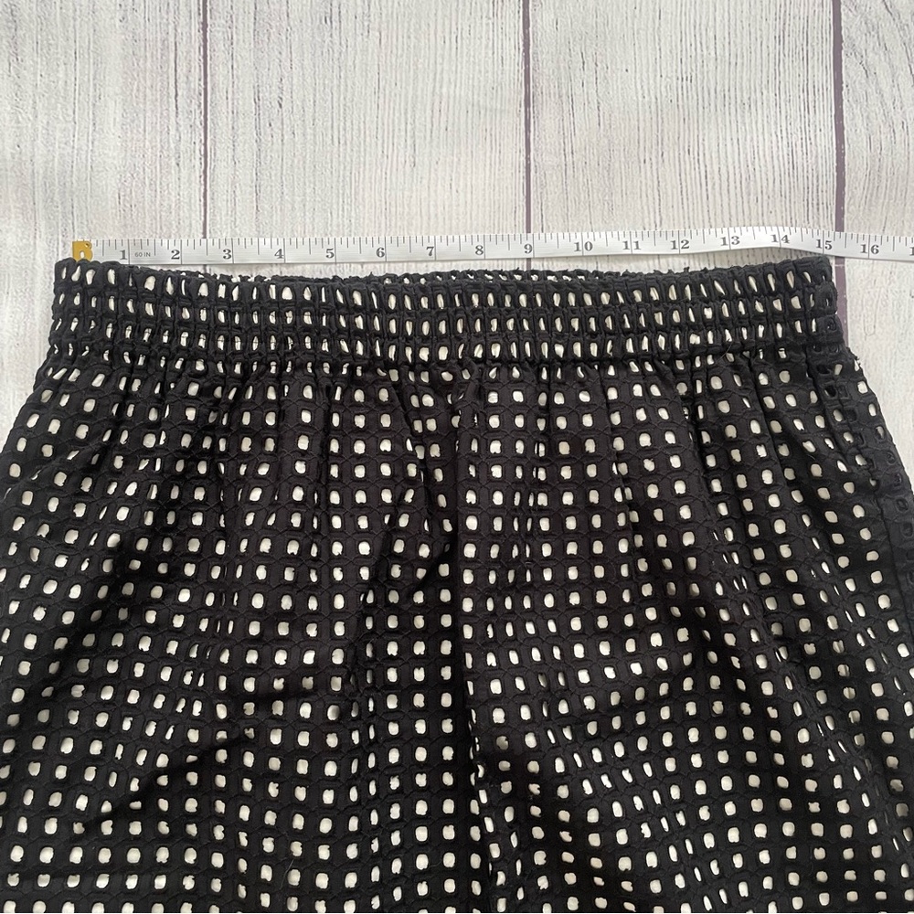 LOFT Black and Cream Elastic Waist Skirt Size Medium - Picture 4 of 7